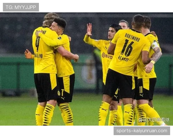 多特蒙德高位压迫策略下防守风险增加，快速反击威胁逐步显现