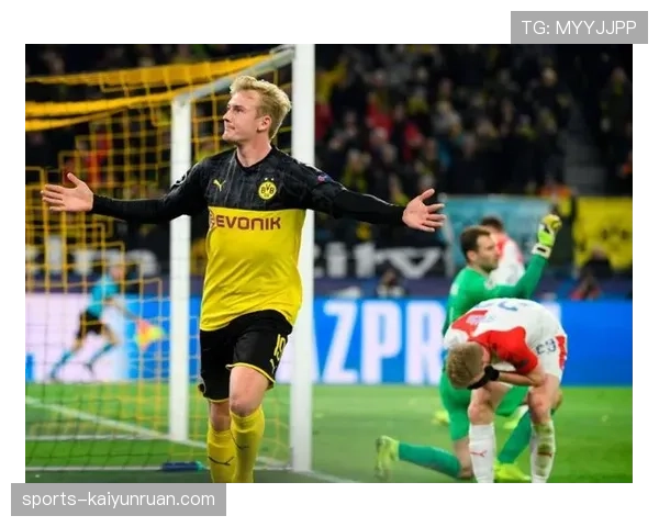 “多特蒙德争冠软肋暴露：依赖巨星战术再次功亏一篑，球队内部矛盾已导致管理层危机？”