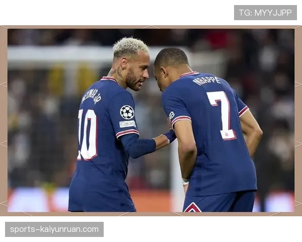 巴黎圣日耳曼中场失控问题加剧，比赛节奏难掌控影响进攻组织